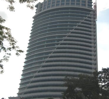 royal-malaysia-hq-building-bukit-aman-kuala-lumpur-370x338
